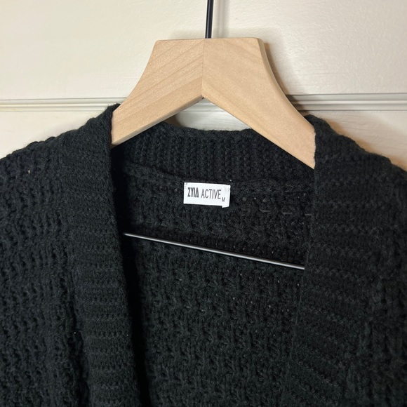 ZYIA Black Petra Cardigan - Picture 2 of 2
